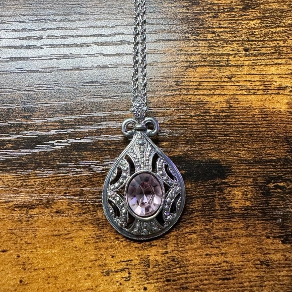 Vintage 1990s  24' Sterling Silver Avon necklace Faux Amtheyst - Picture 2 of 6